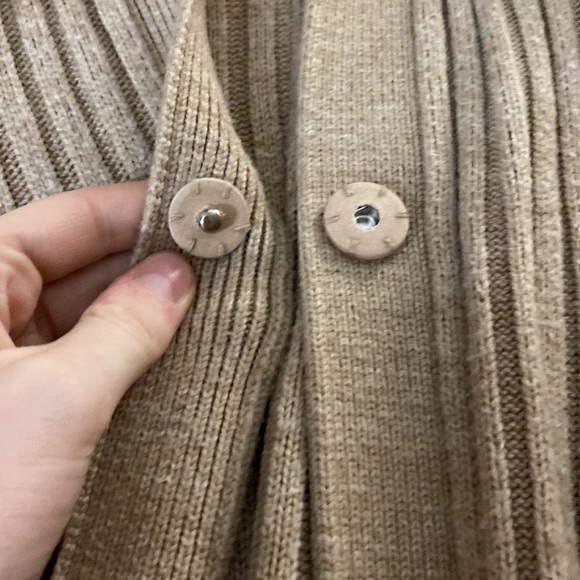 Cardigan - Picture 3 of 3